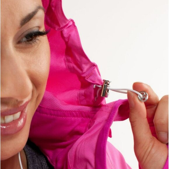 Lululemon Run Hustle Jacket White Paris Pink Microstripe Thumbholes Size 6 - Picture 4 of 16